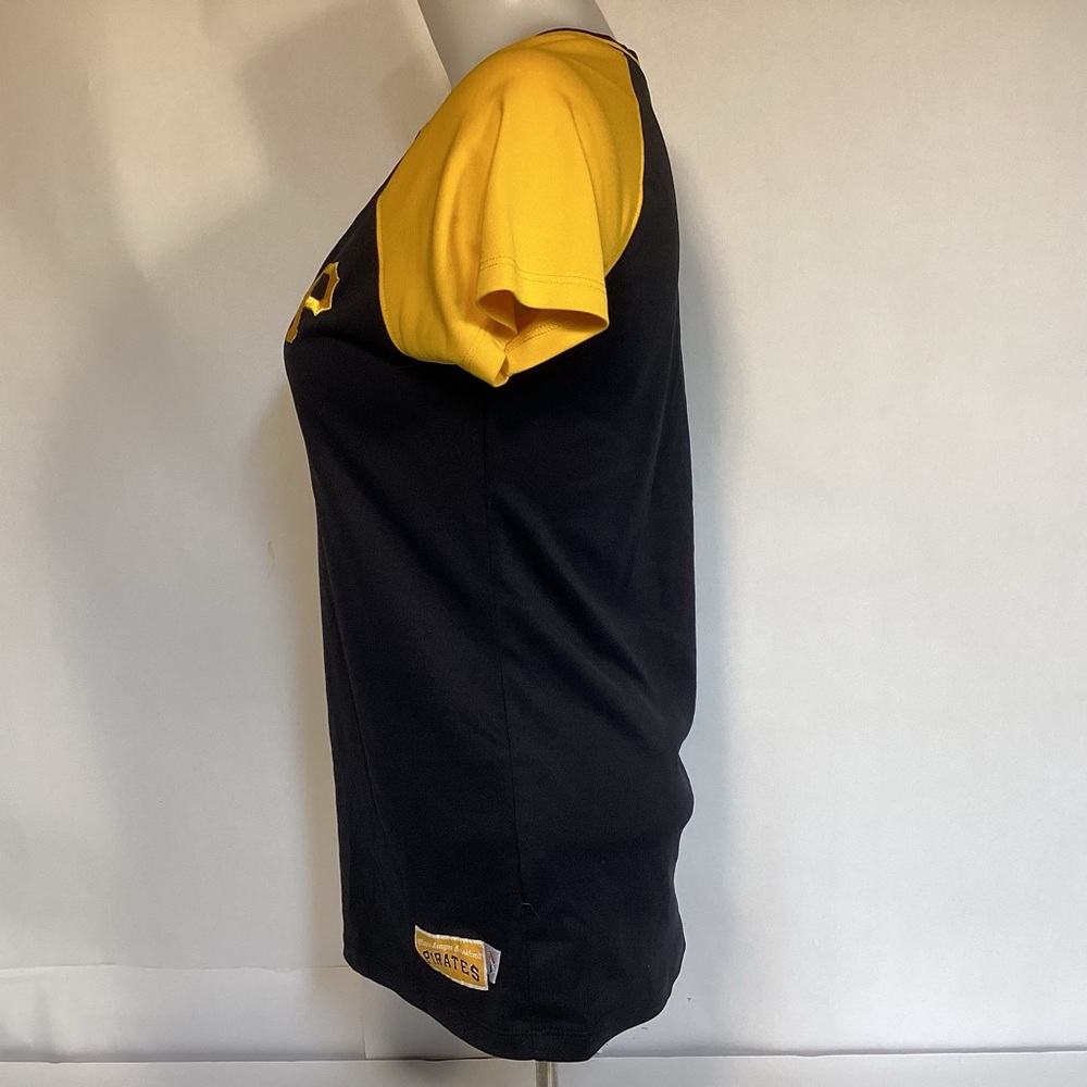 Majestic Pittsburgh Pirates Women’s Black And Gold Baseball Jersey size medium - Picture 6 of 10